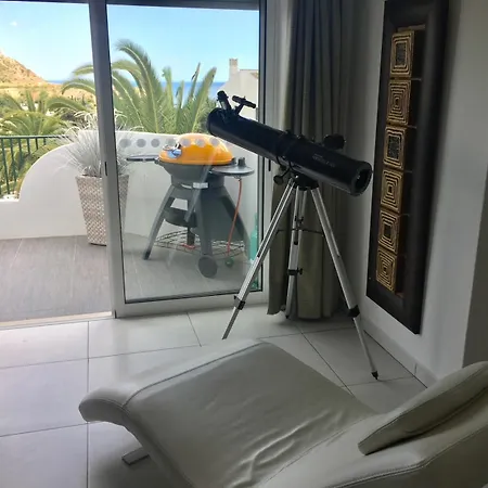 Penthouse - Ocean Views From Every Apartman